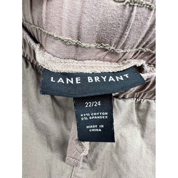 Lane Bryant Women's Pull On Bermuda Shorts Dark Khaki Elastic Waist Size 22/24 - Picture 2 of 5